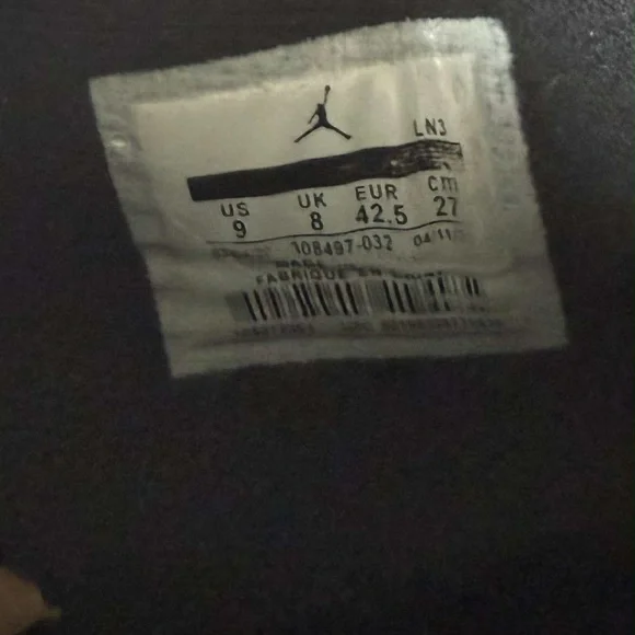 Jordan 4 Royalty